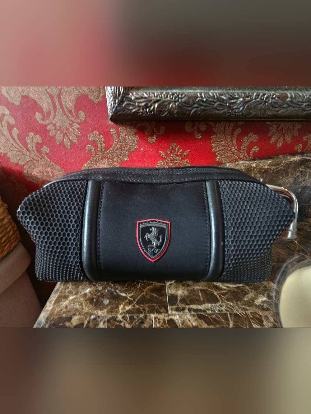 SCUDERIA FERRARi Shaving Bag
